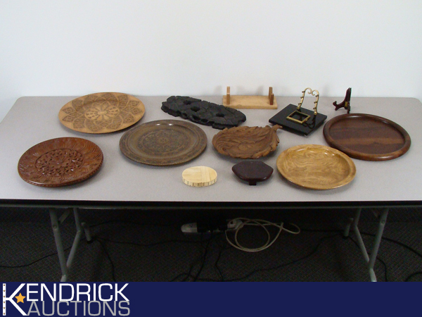 lot 88 image: Large Lot of Carved Wood Plated and Display Stands