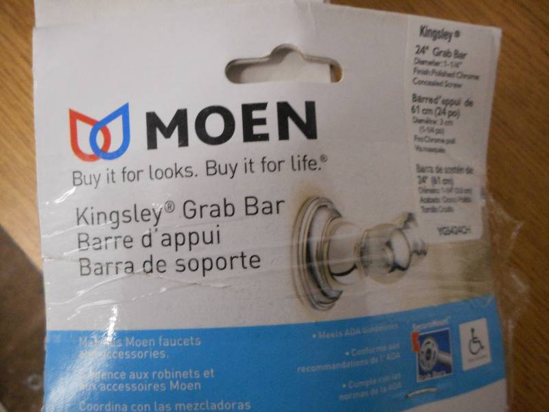 Moen 24 Grab bar polished chrome