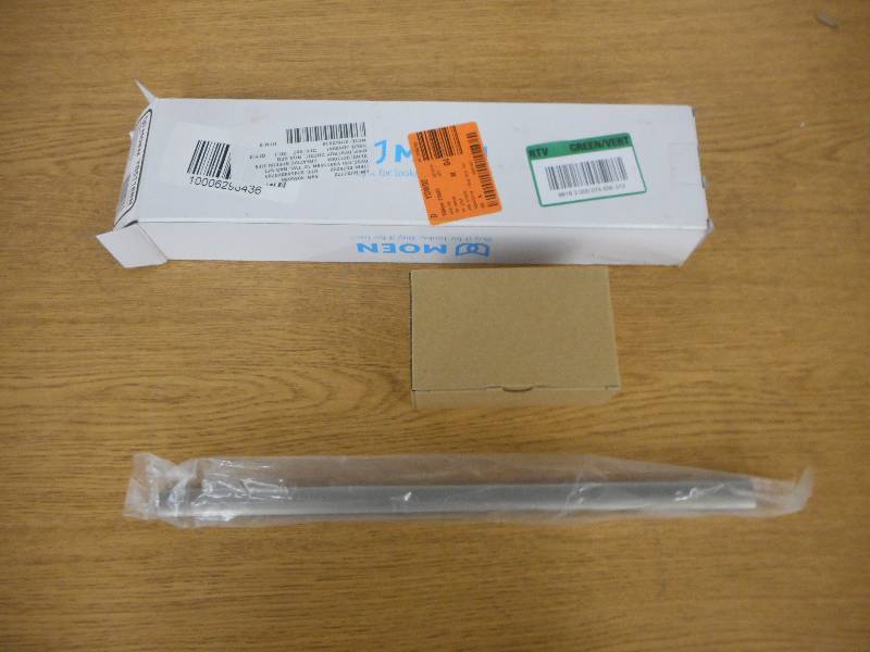Moen 18 Towel bar