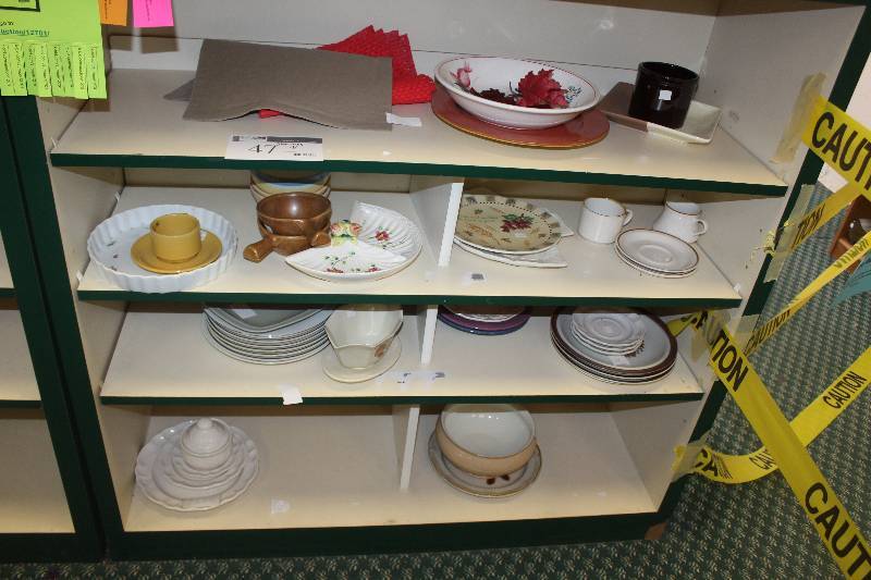 4-Shelf Lot of Ceramics