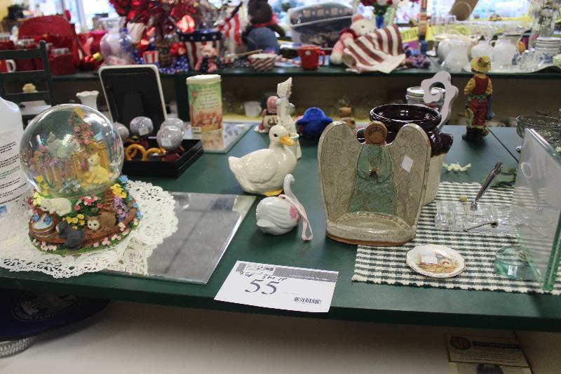 Top Shelf Lot of Home Decorations