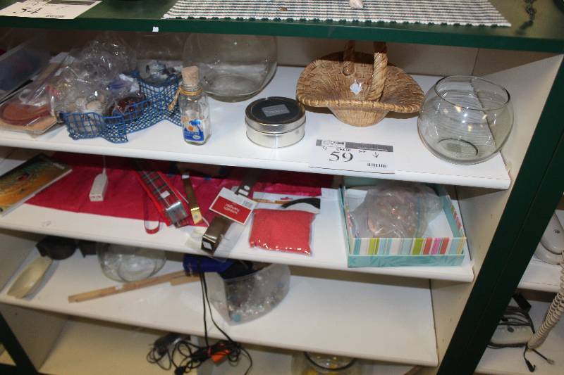 4-Shelf Lot of Home Decorations