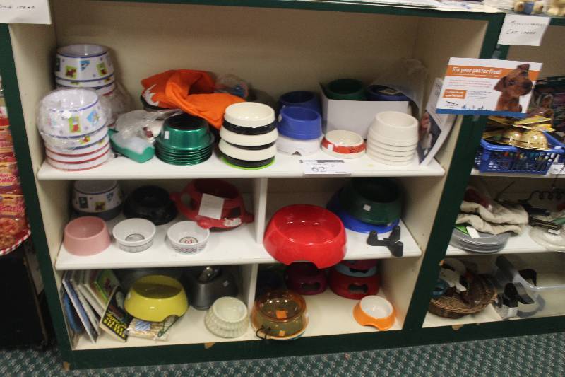 3-Shelf Lot of Pet Supplies