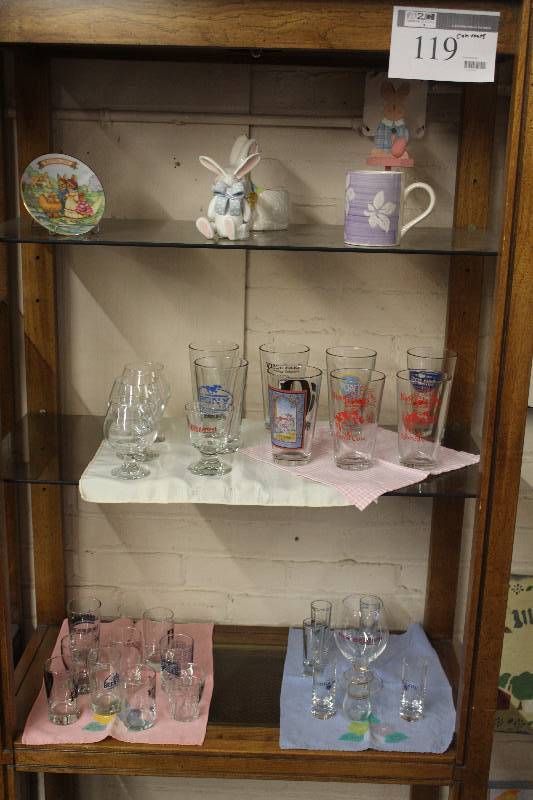 Contents Lot of Home Decorations