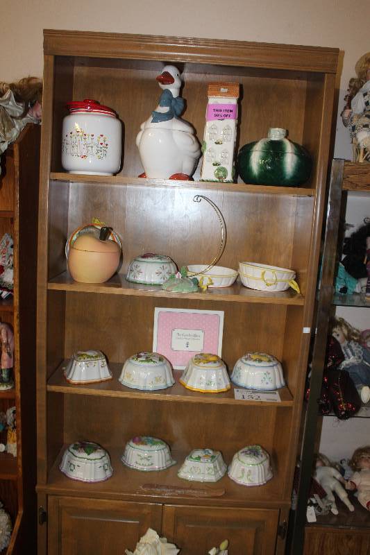 Contents Lot of Home Decorations