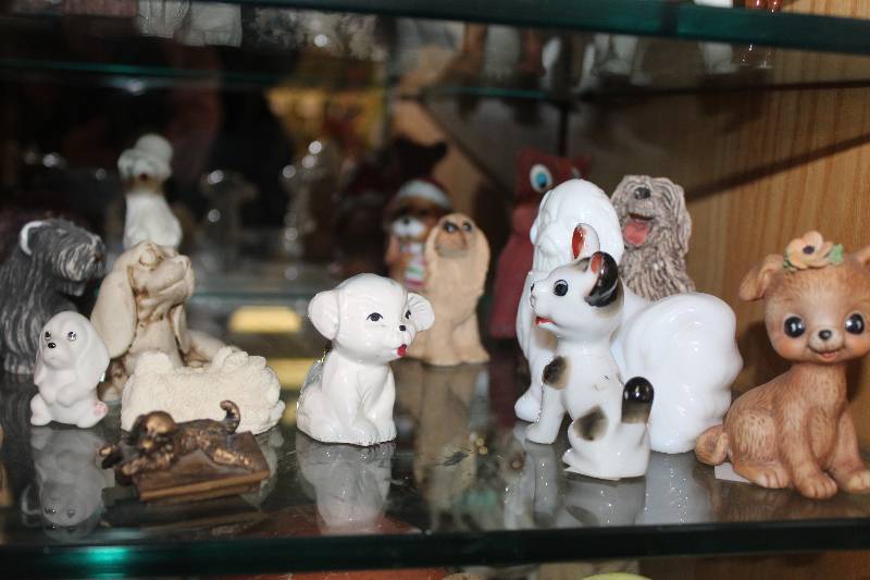 Shelf Lot of Home Decorations