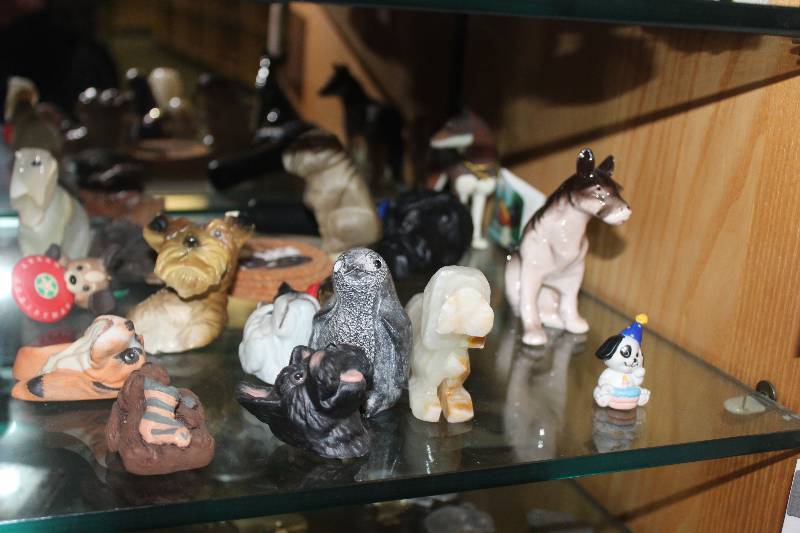 Shelf Lot of Home Decorations