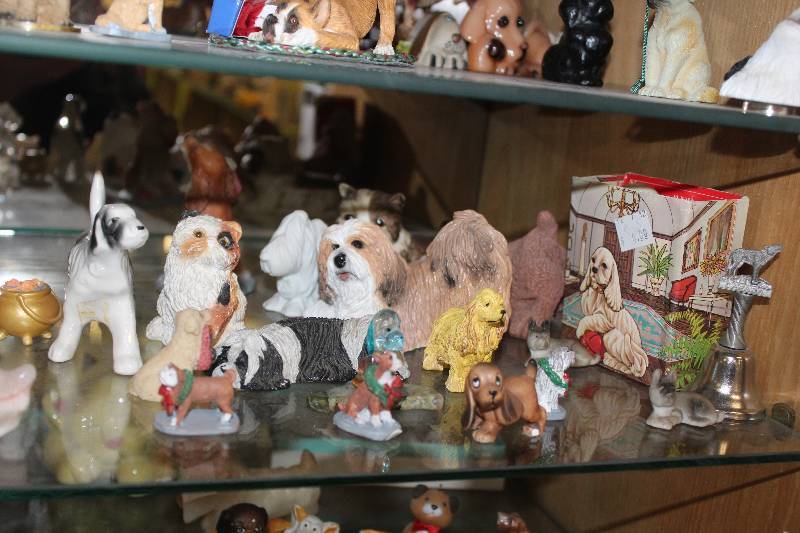 Shelf Lot of Home Decorations