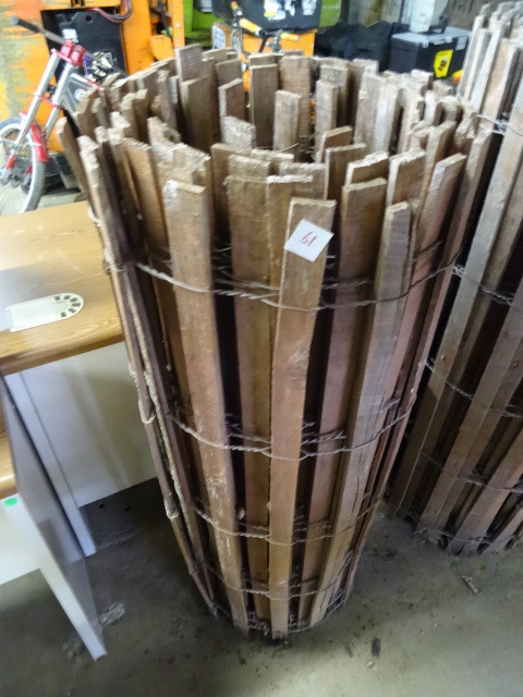 lot 61 image: 48 Roll of Wood Lathe Snow Fence