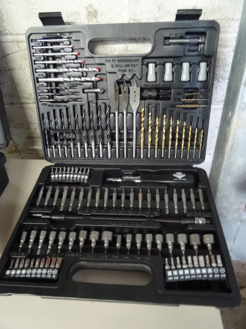 lot 69 image: Handyman Club of America Drill