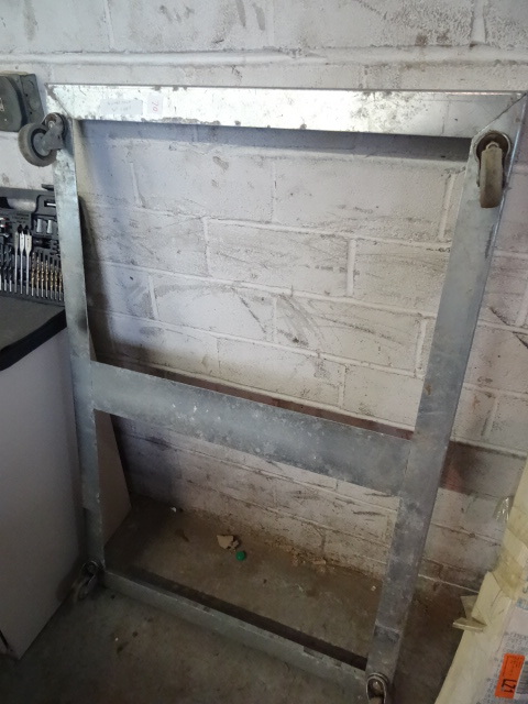 lot 70 image: 4 Wheel Cart  32 X 48