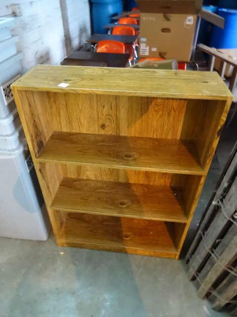 lot 87 image: Laminate Book Shelf 30 X 10 X 42