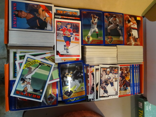 lot 98 image: Box Of Collectible Sports Cards