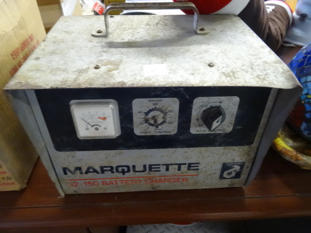 lot 114 image: Marquette 32-150 Battery Charger