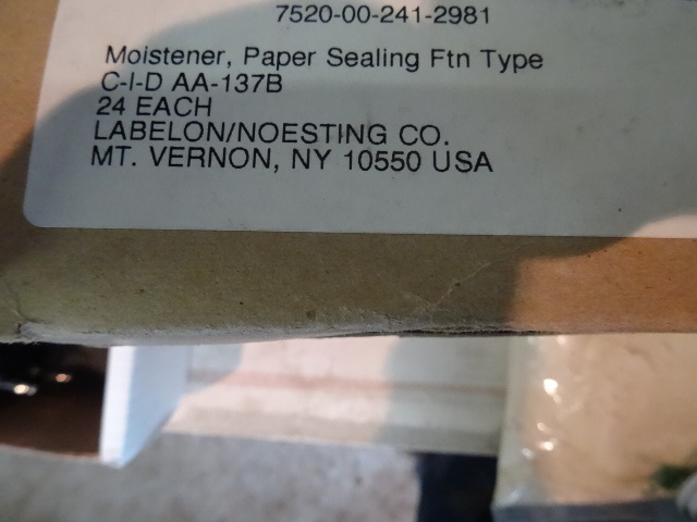 lot 192 image: Paper Sealing Moisteners