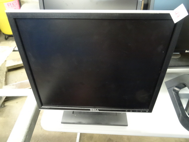 lot 224 image: Dell 19 LCD Computer Monitor