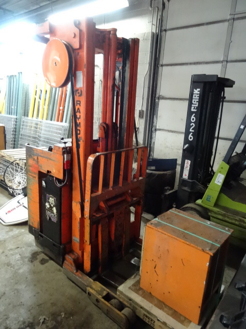 lot 1 image: Raymond Stand Up Forklift