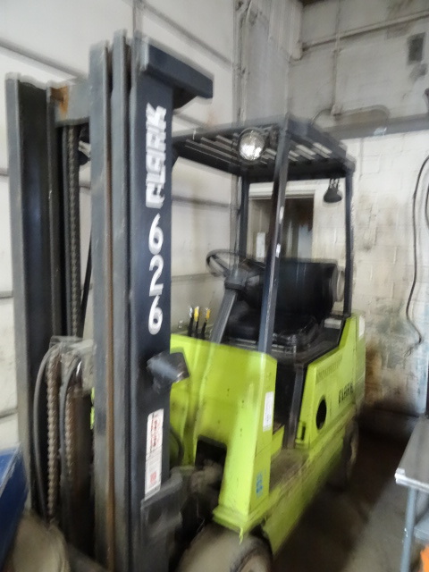 lot 2 image: Clark Gcx20 Propane Forklift