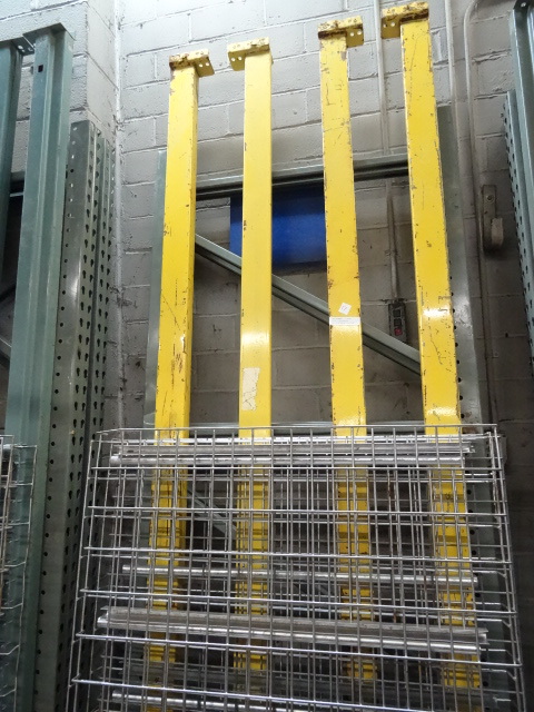 lot 17 image: Pallet Racking Tear Drop