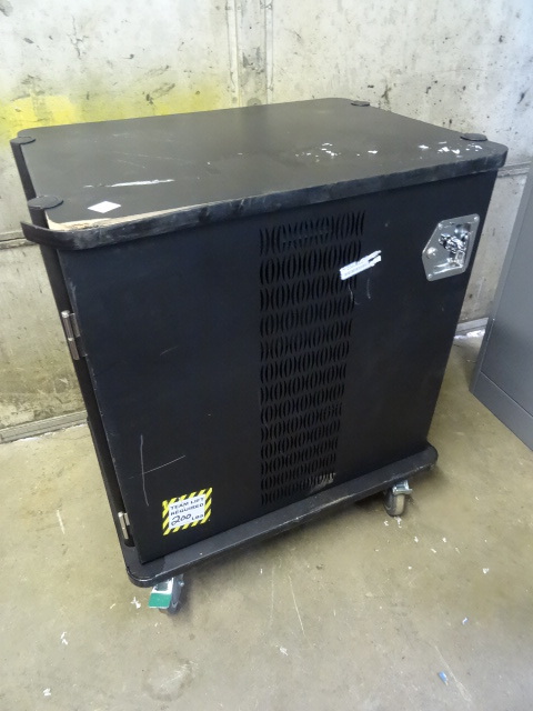lot 33 image: Cabinet on Wheels Locking Front Door