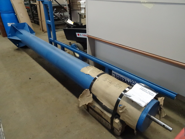 lot 37 image: Gorbel 500 Lb Jib Crane Brand New