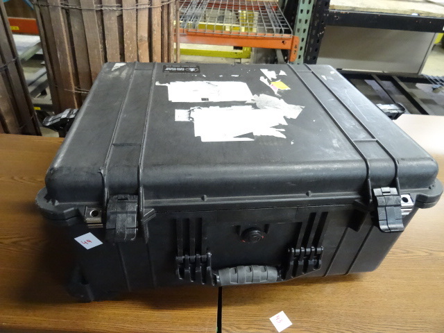 lot 44 image: Pelican 1610 Travel Case Padded