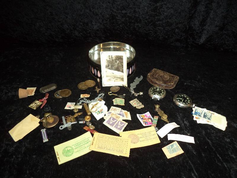 Misc TrinketJunk Drawer Lot