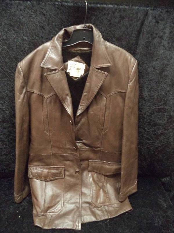 Bermans Leather Coat - 46L, Brown