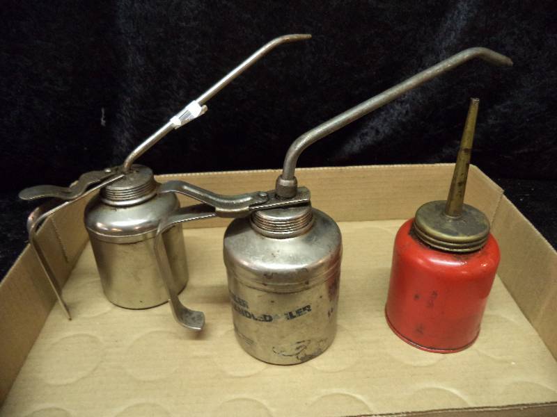 Lot - Oil Cans, 1 is a Plews