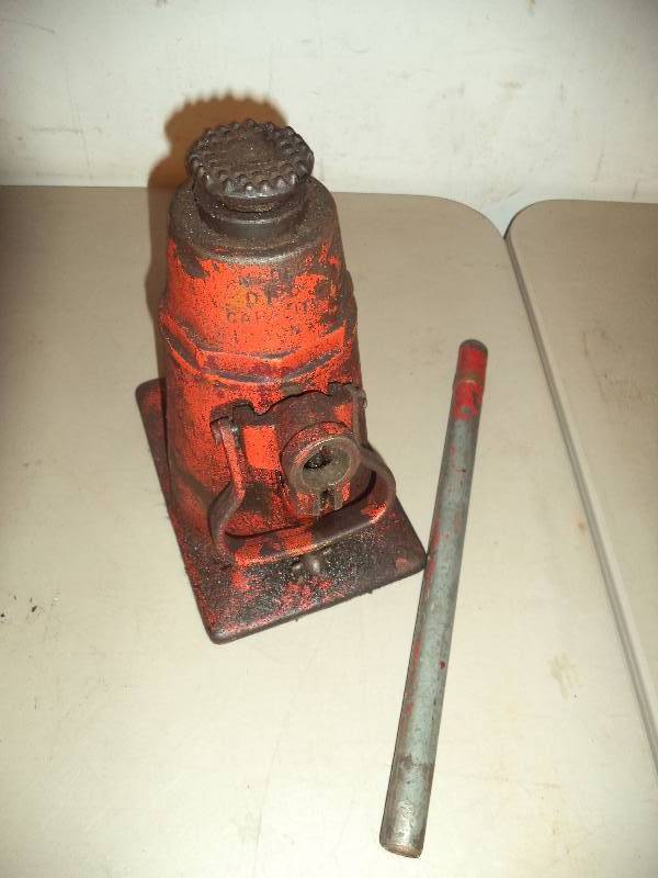 12 Ton Jack with Handle