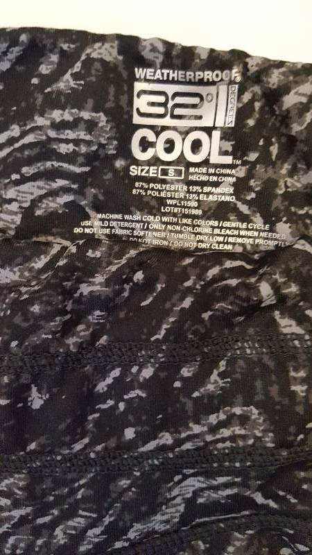 lot 18 image: Womens Comfy Yoga Pants Weatherproof 32 Degrees Cool  - Size Small