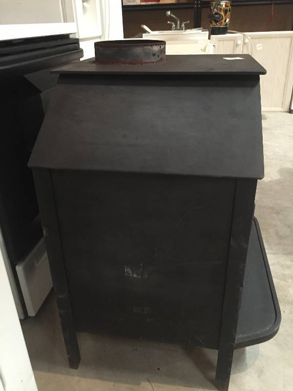 lot 6 image: Wood burning Stove