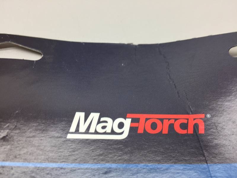 MAG TORCH SELF LIGHTING TORCH