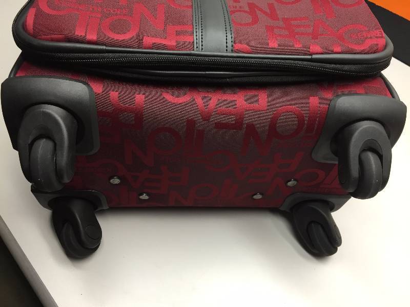 KENNETH COLE REACTION LUGGAGE (LARGE)