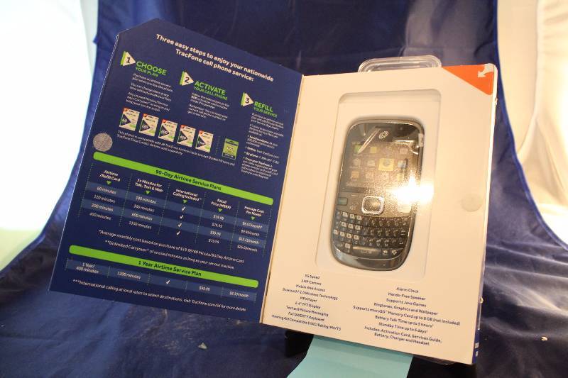 lot L72-1359 image: Tracfone Huawei H210C RETAIL VALUE $90