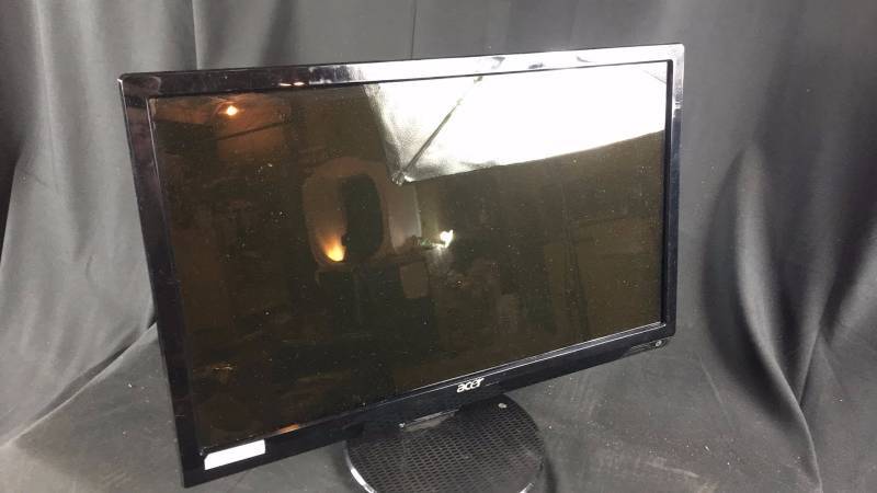 lot L51-1030 image: Acer P205H BMD 20 Monitor Retail Value $140