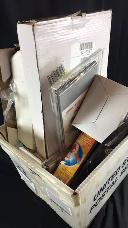 lot L51-BIN4 image: Bin of assorted items RETAIL VALUE $150