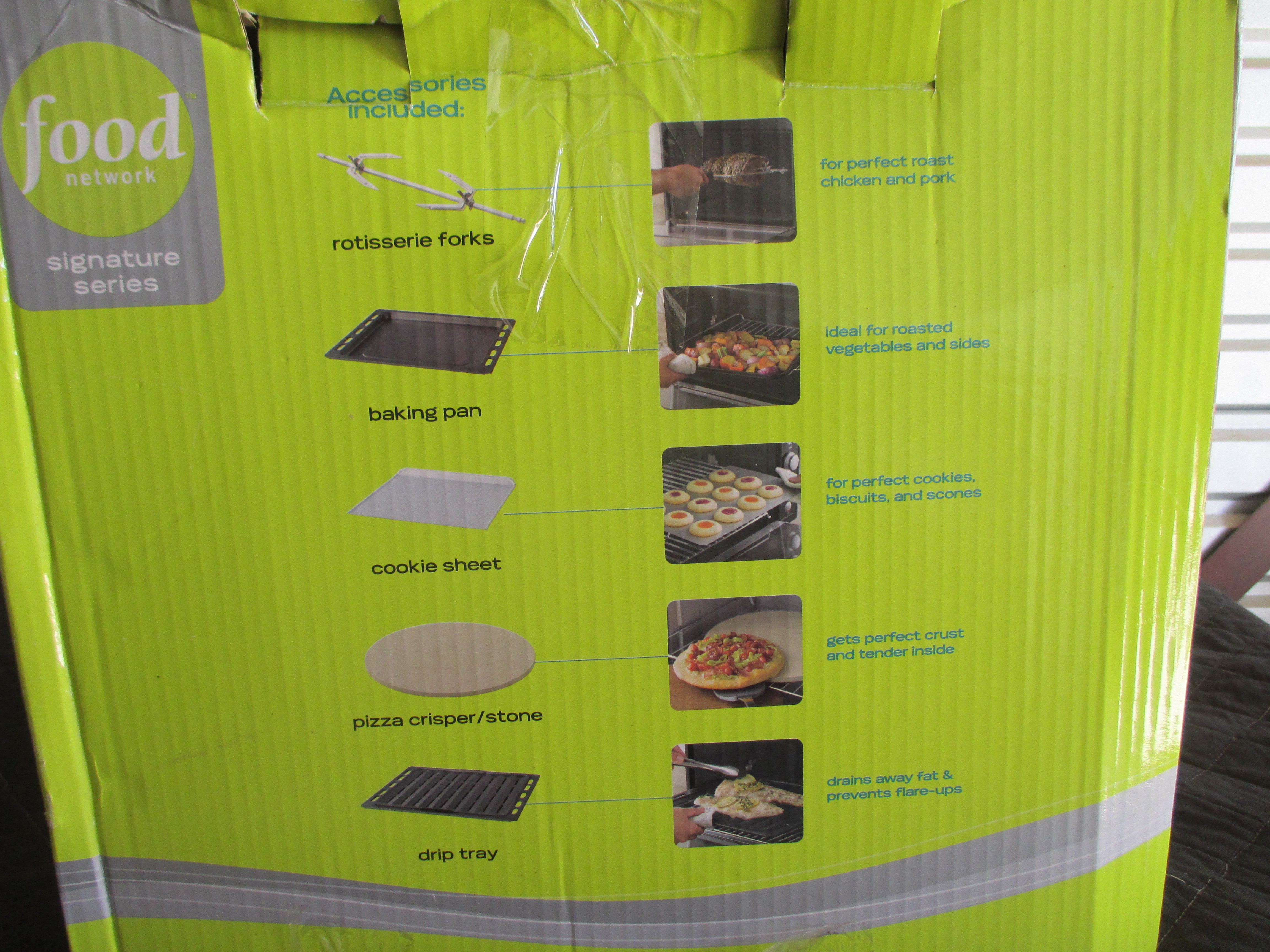 lot 102 image: Food Network Convection Oven