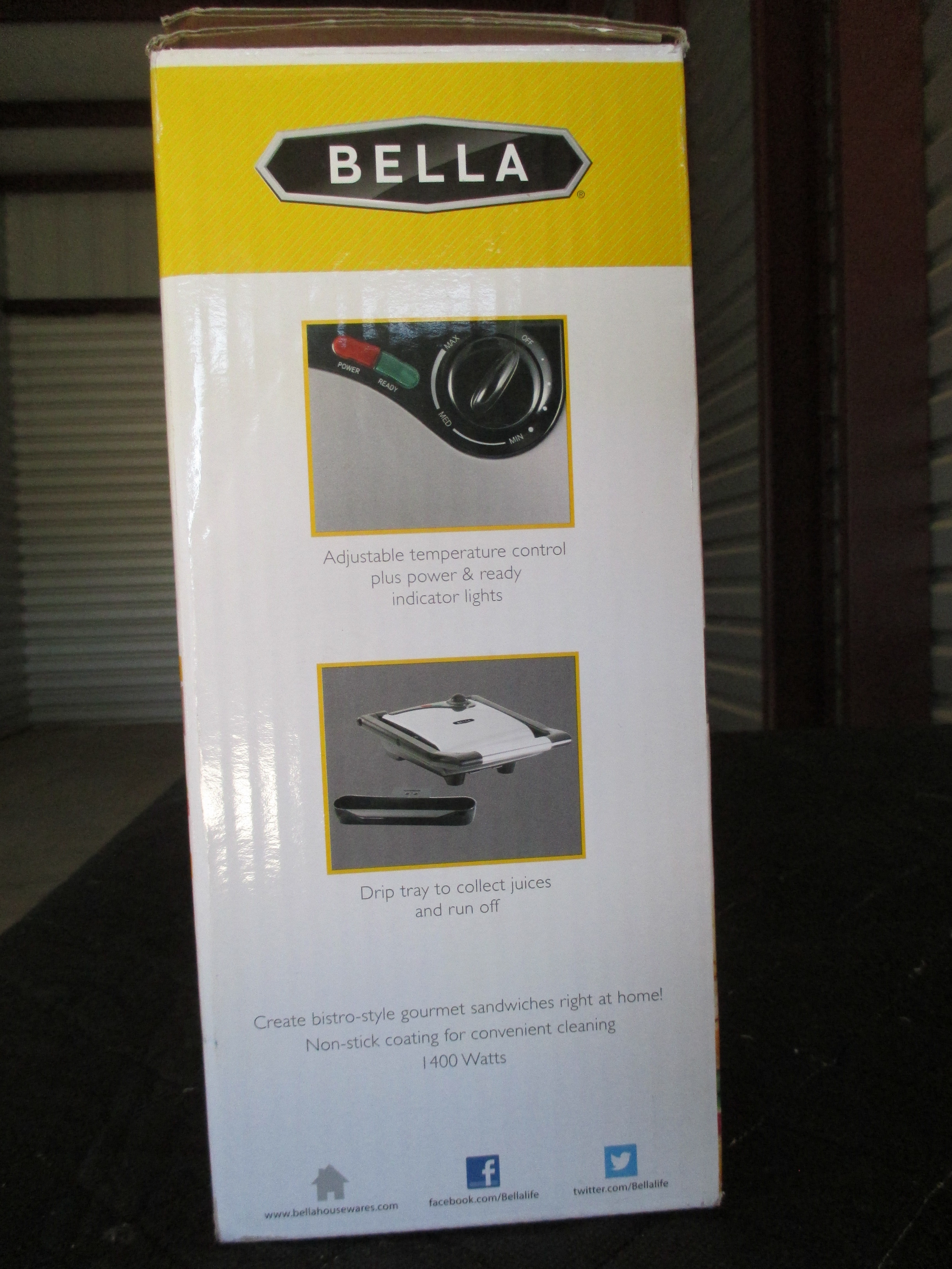 lot 111 image: Bella Panini Grill