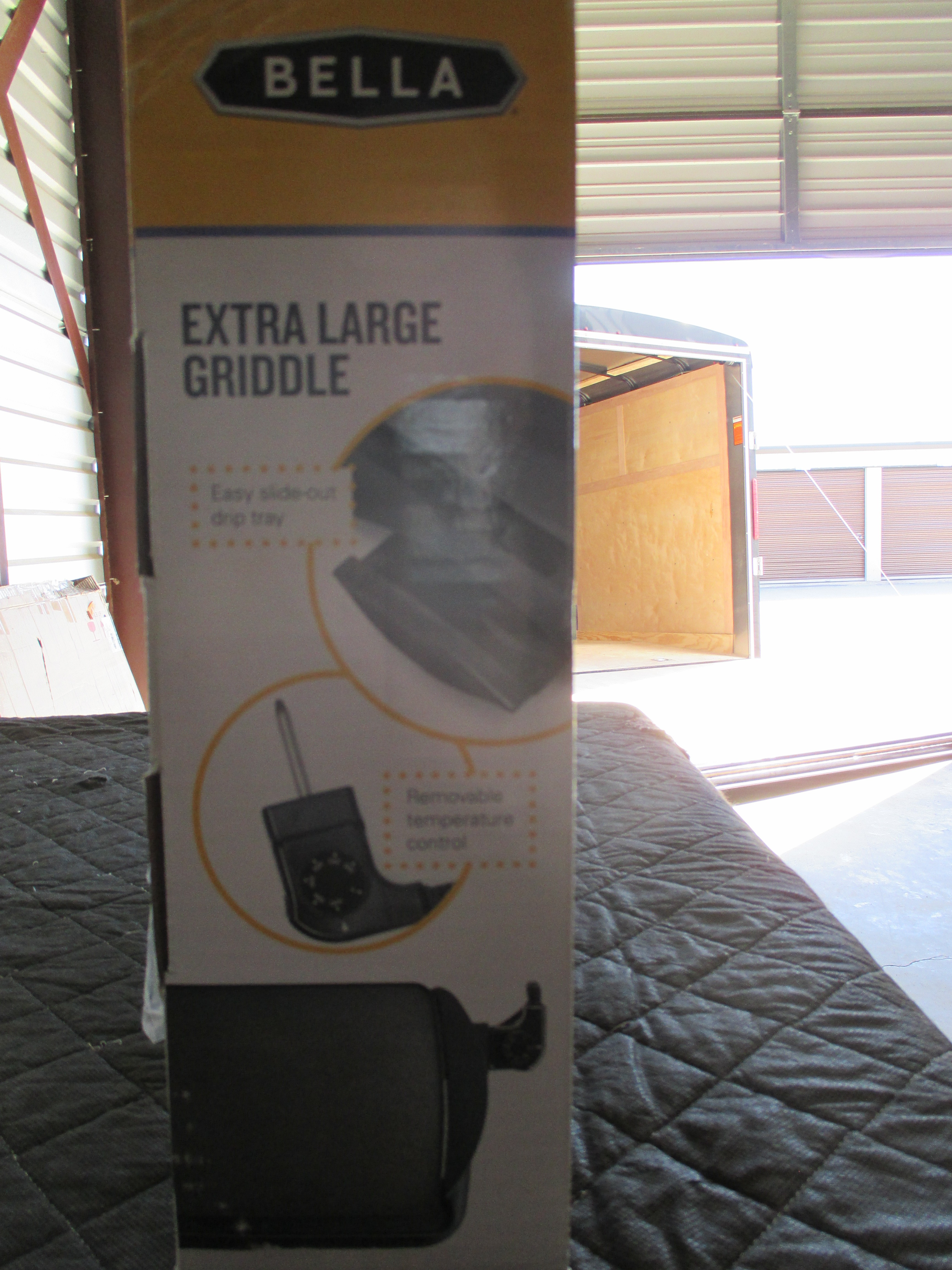 lot 112 image: Bella Extra Large Griddle