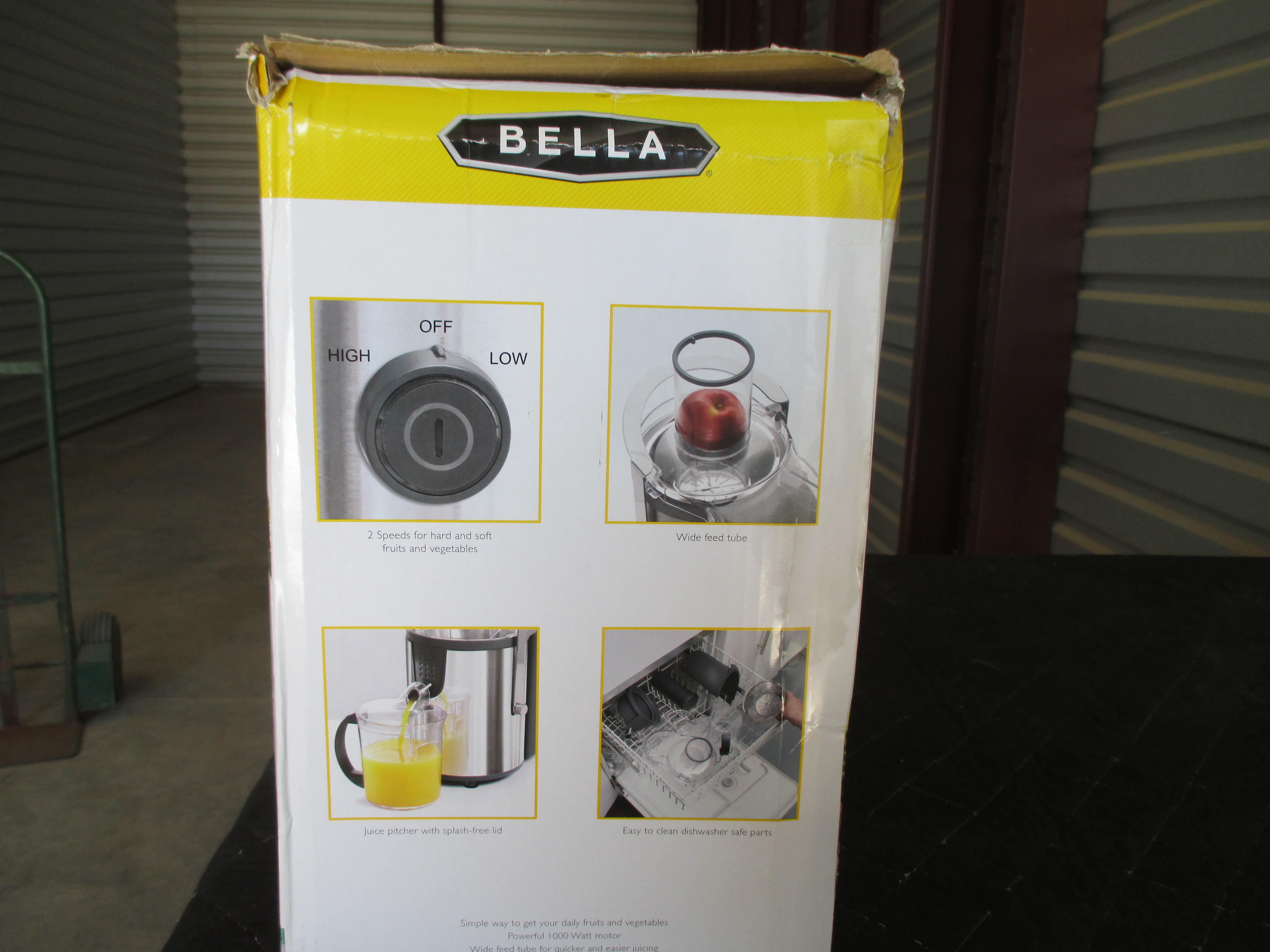 lot 115 image: Bella Rocket Extract Pro Blender