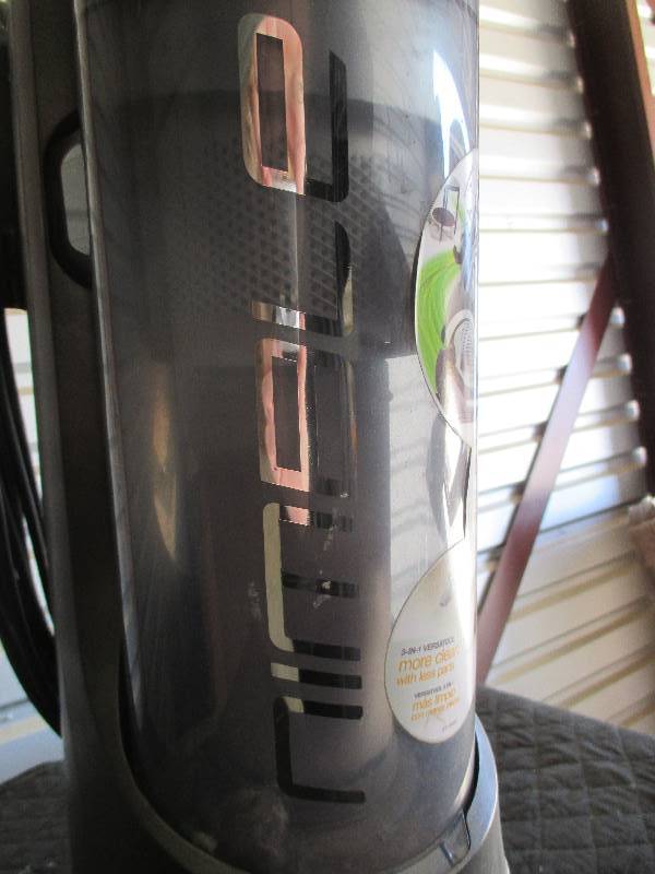 lot 118 image: Electrolux Nimble