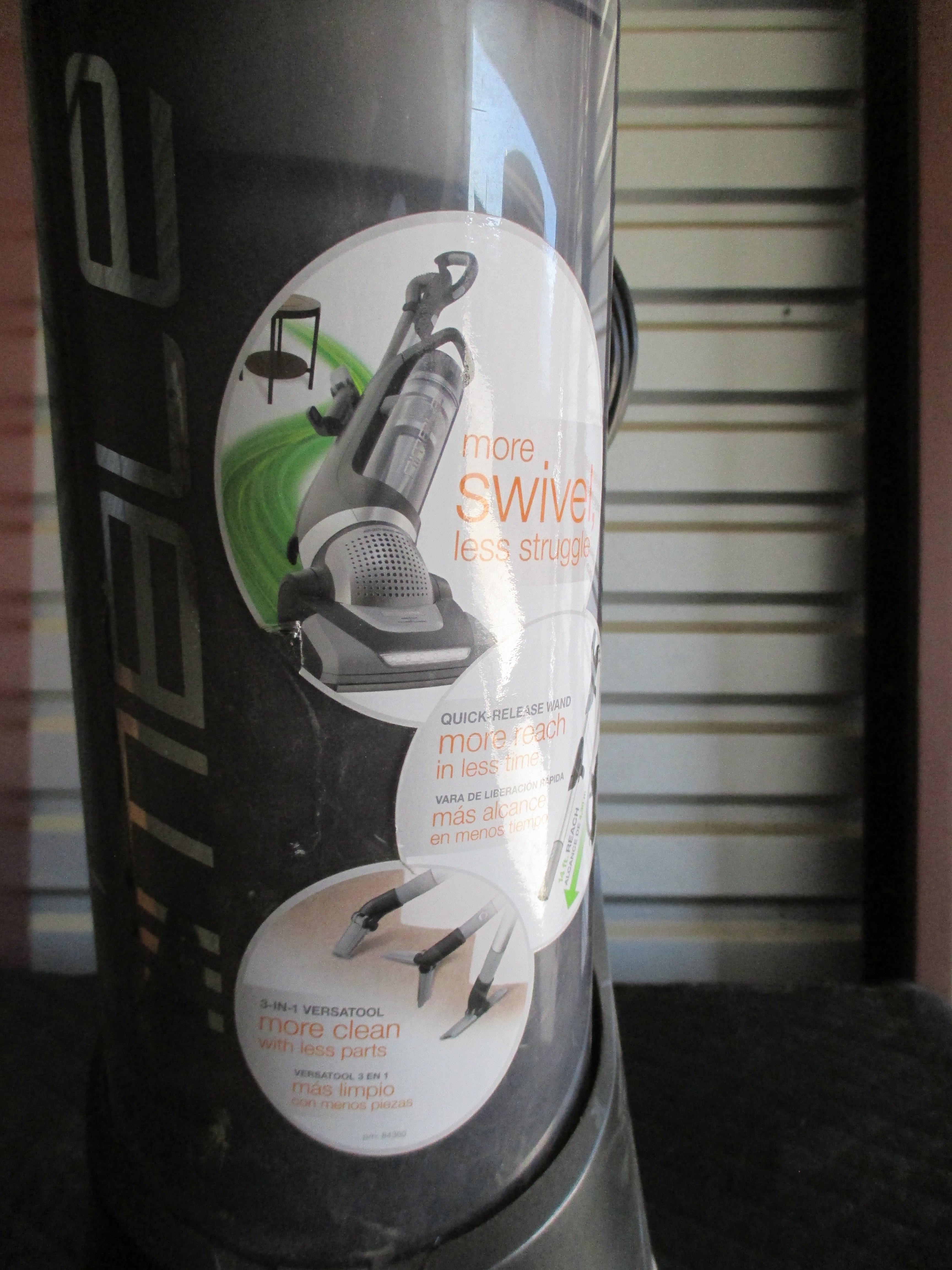 lot 121 image: Electrolux Nimble