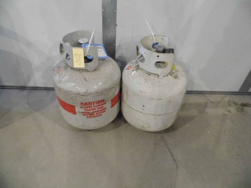 2 LP Tanks