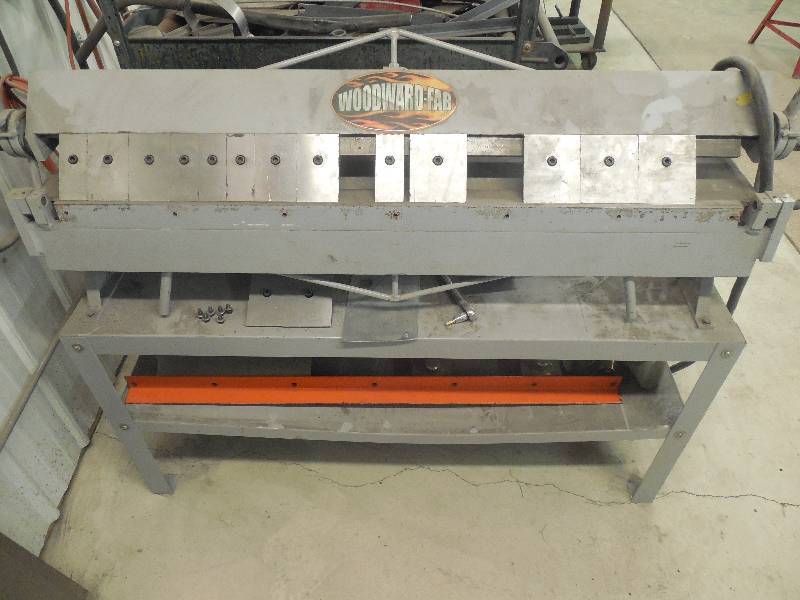 lot 7 image: Woodward Fab 4 Box & Pan Brake Machine