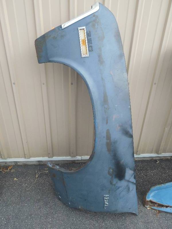 lot 29 image: Left Handed 1970 Nova Fender