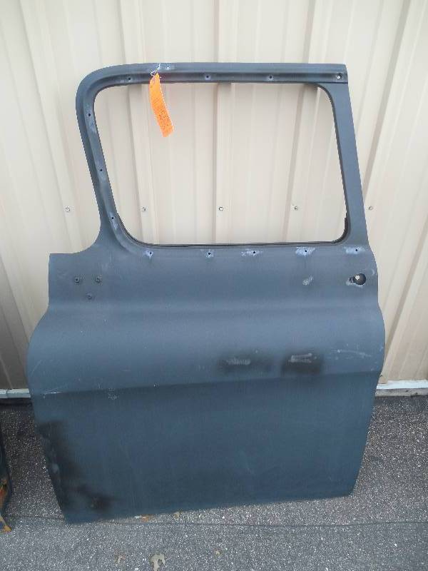 lot 33 image: Left Handed Chevy Truck Door