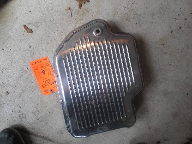 lot 35 image: TH 400 Aluminum Tranny Oil Pan