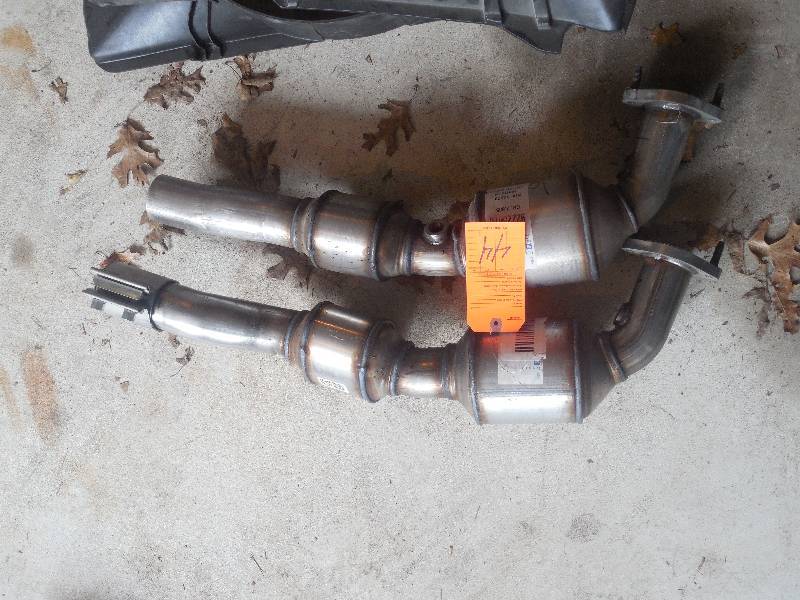 lot 44 image: NEW- Catalytic Convertors - LS Engine