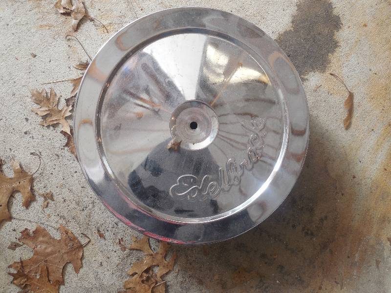 lot 48 image: Edelbrock Air Cleaner